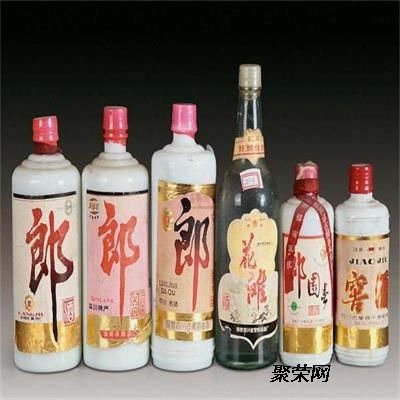 華陽(yáng)回收煙酒與禮品 專業(yè)酒類(lèi)經(jīng)營(yíng)的明智選擇